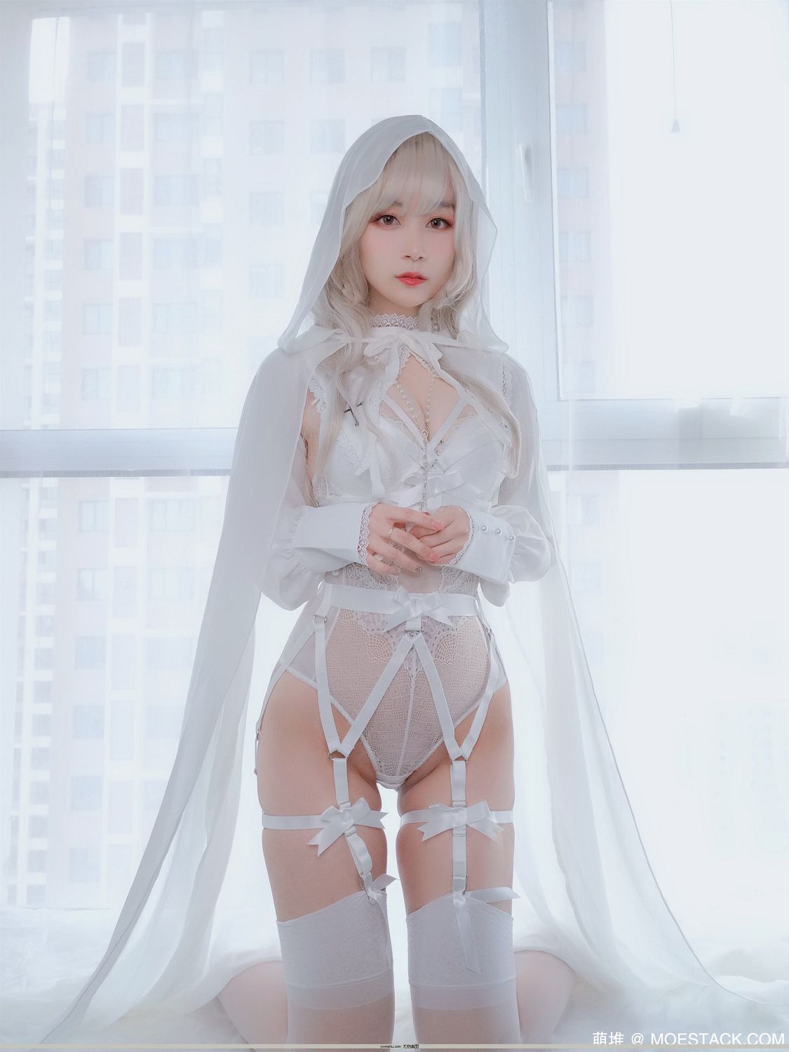 ΢춯Coser@Ů@81 – ʥŮ[56P]