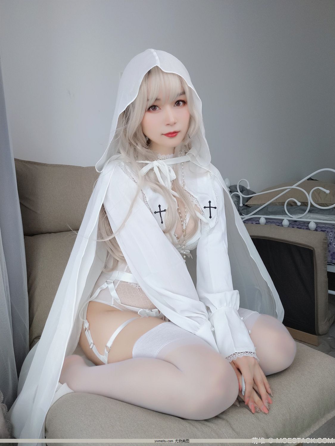 ΢춯Coser@Ů@81 – ʥŮ[56P]