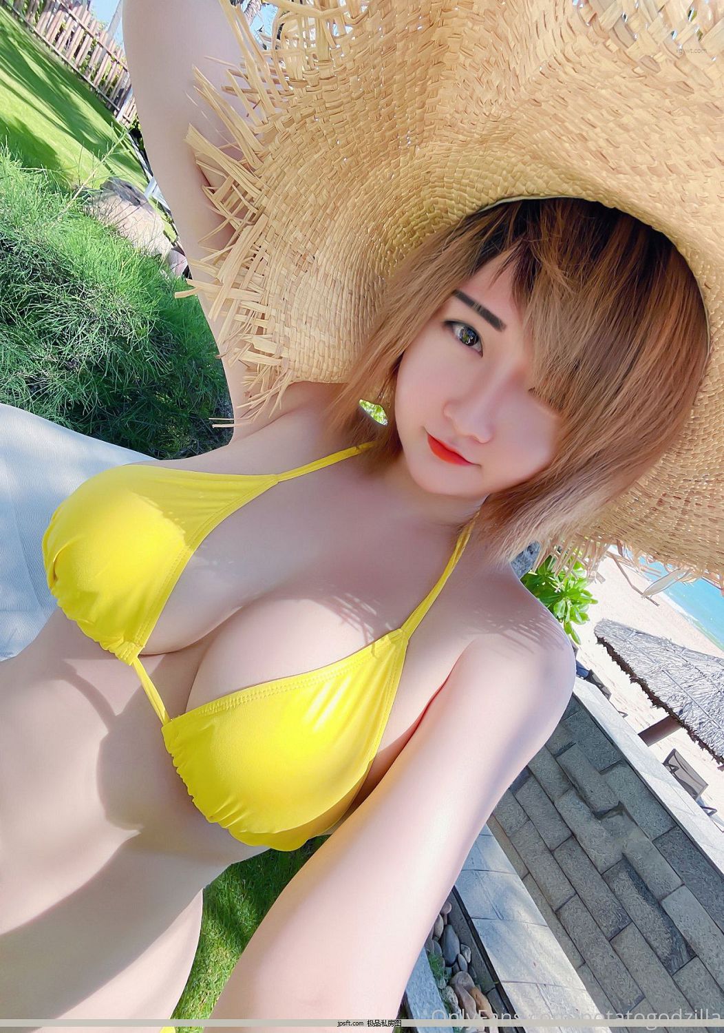 [COSERд] CoserСPotato Godzilla - Yellow Bikini