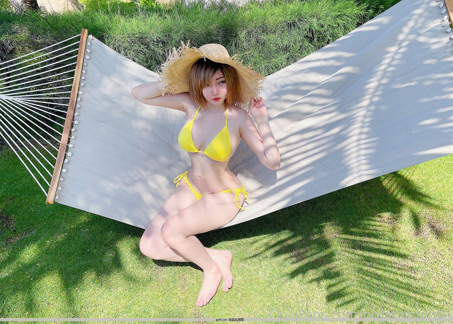 [COSERд] CoserСPotato Godzilla - Yellow Bikini