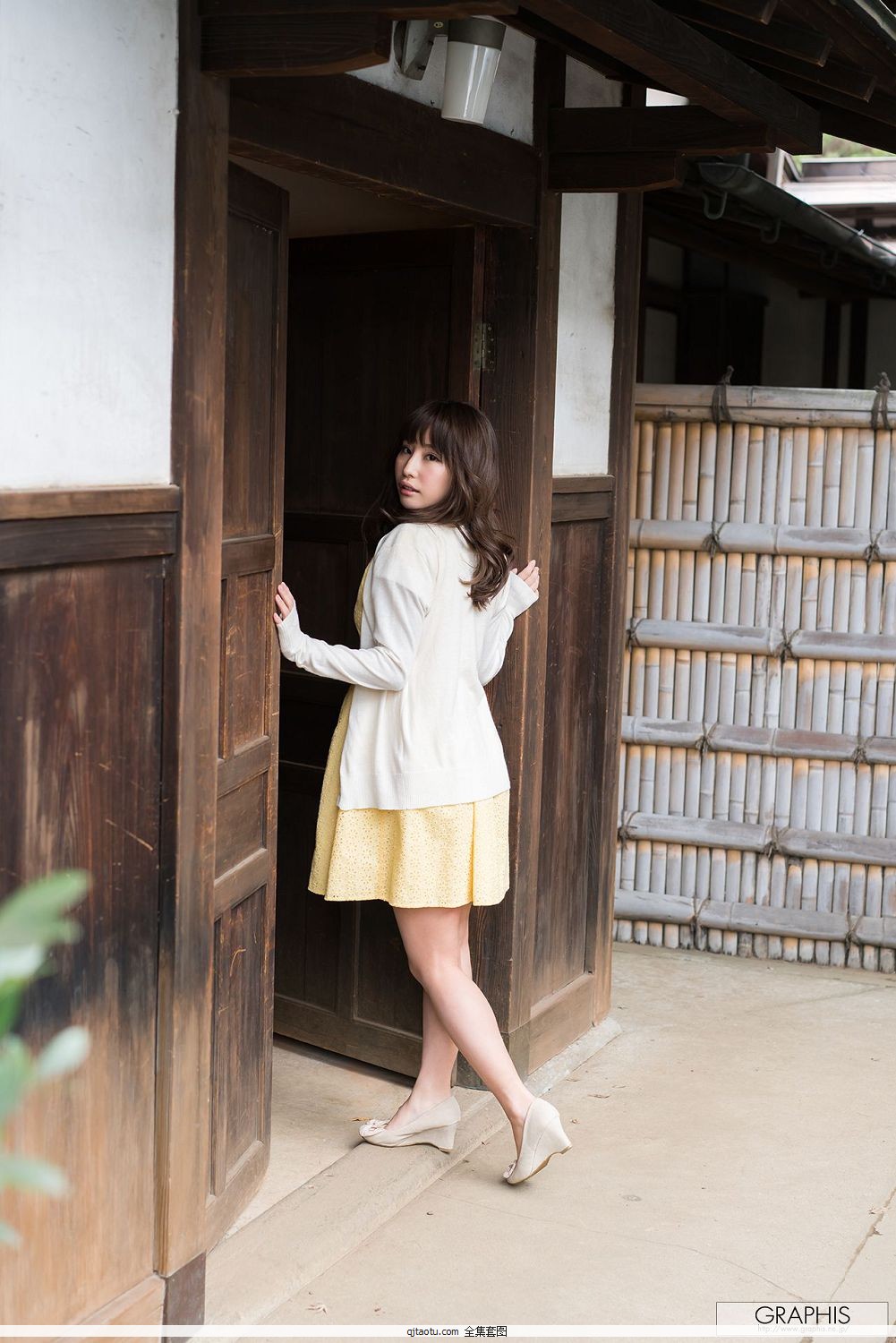 [Graphis] Gals Syunka Ayami Ѯ  Sunbeams leaves 